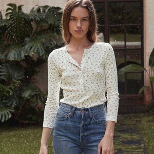 Doen Paola Tee in Wildflower Breeze Size M (medium), NWOT